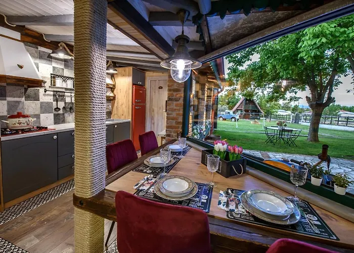 Traditional * Tríkala