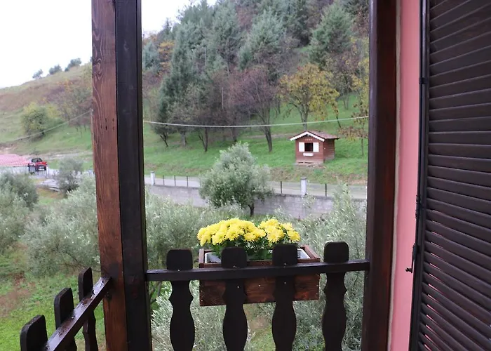 Traditional * Tríkala